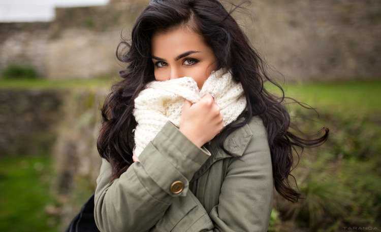 Девушка обычная брюнетка60