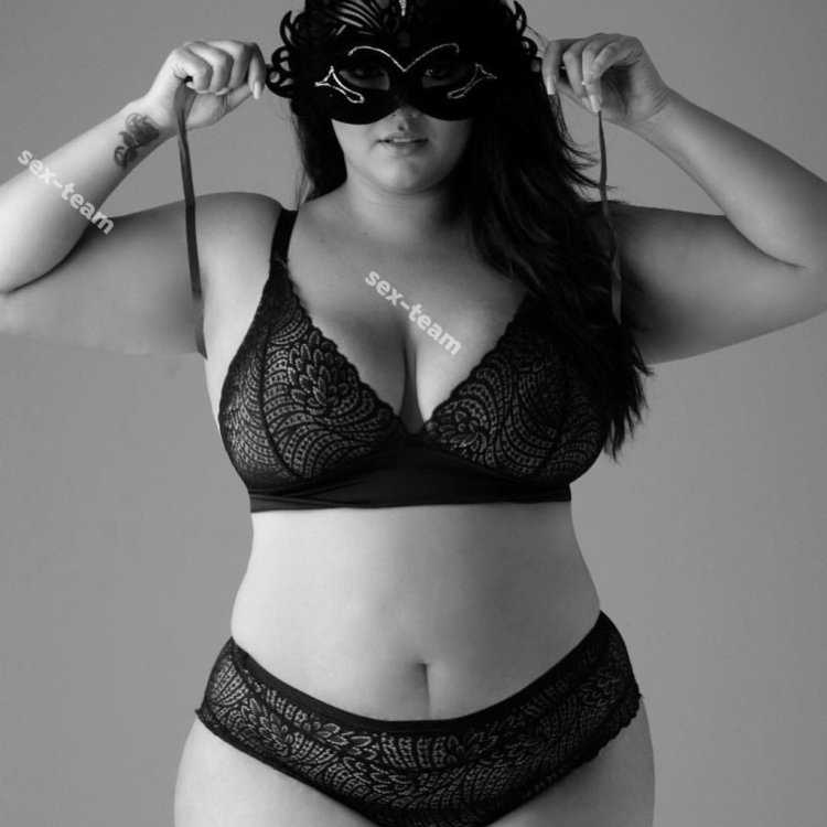 Толстушки в красивом белье