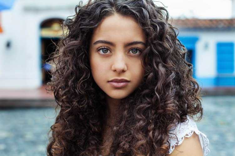 Эстефания Меделлин