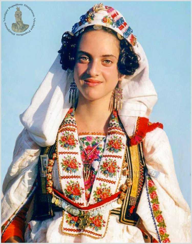 Косово национальный костюм