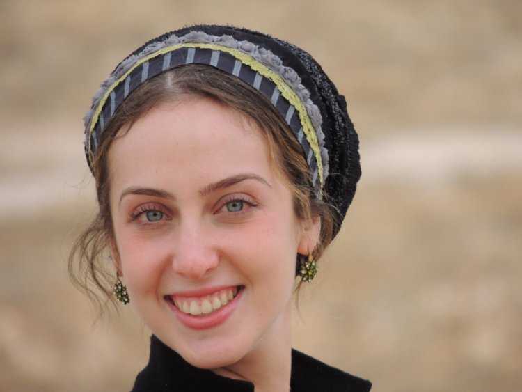 Еврейский женский головной убор