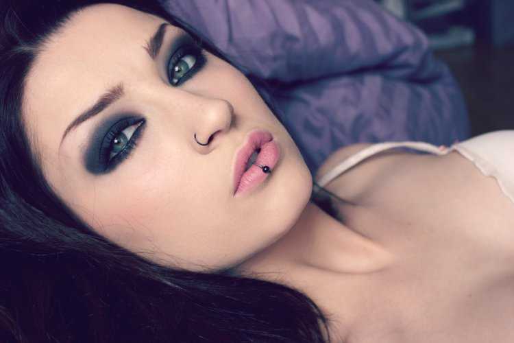 Пирсинг в нос