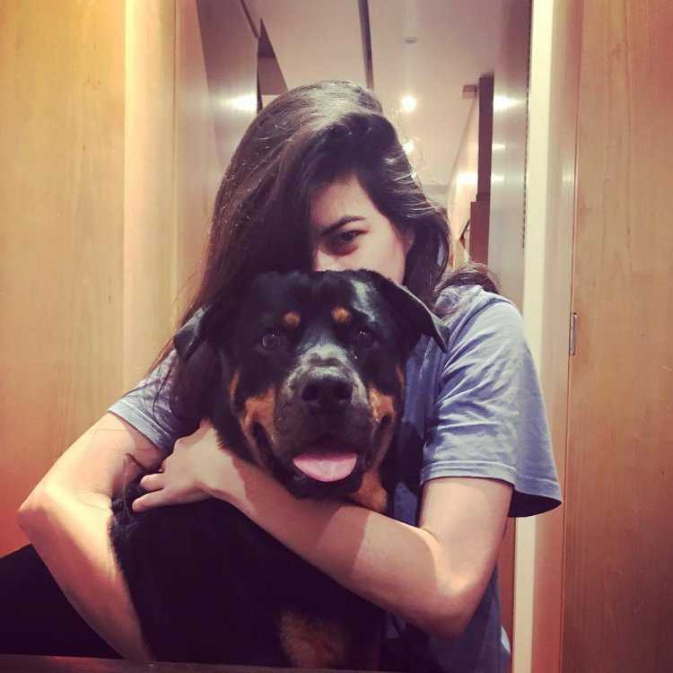 Ротвейлер фотосессия с девушкой