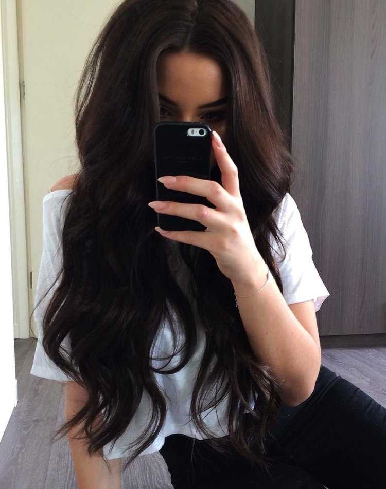 Девушка темная брюнетка47