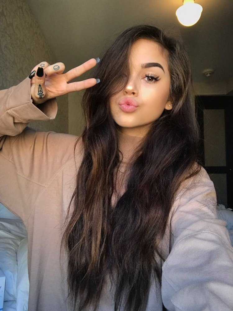 Девушка темная брюнетка14