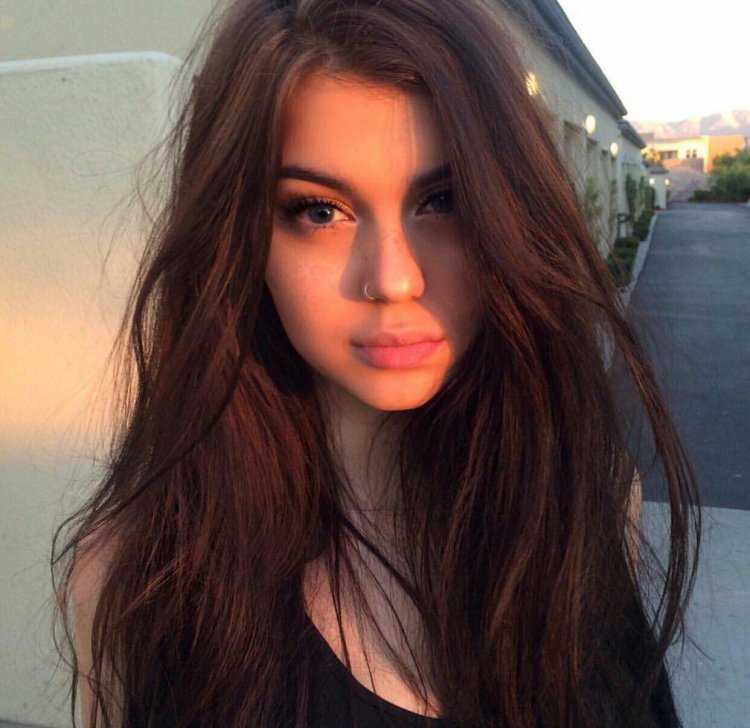 Карина Браун