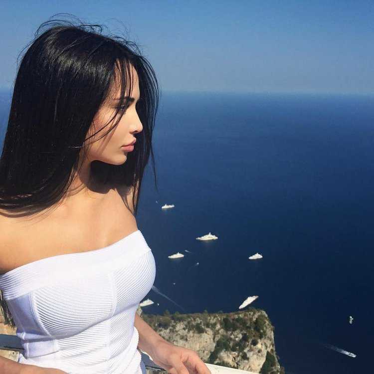 Решетова в профиль