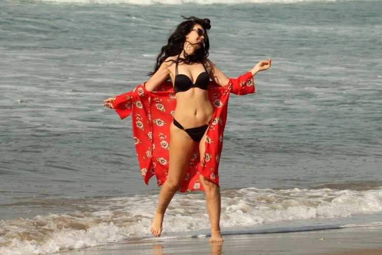 Фитнес модель hope Beel