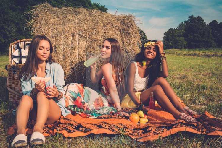 Фотосессия пикник подружки