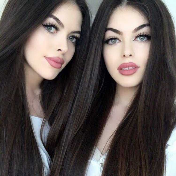 Близняшки шикарные