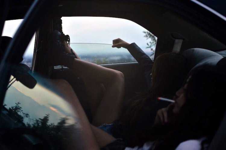 Девушка в машине Эстетика