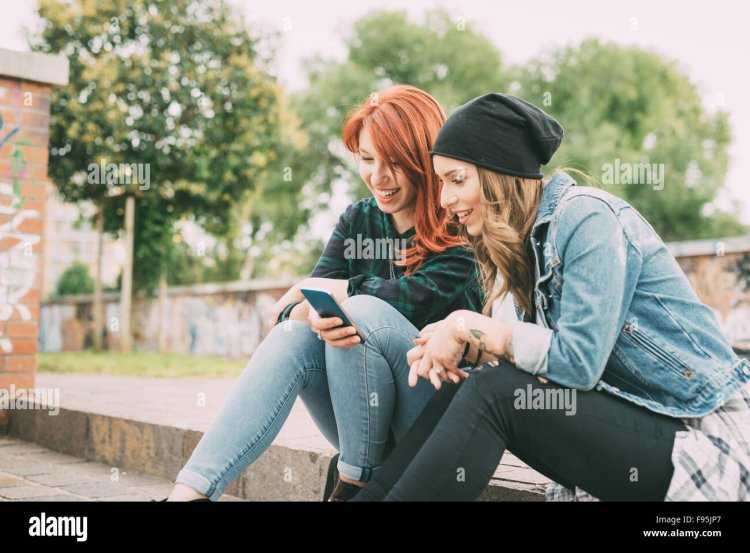 Подружка девушка рыжая и блондинка