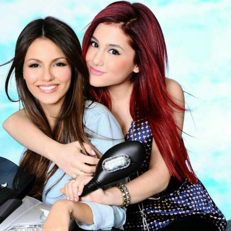 Ariana grande and Victoria Justice