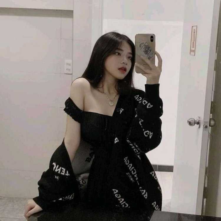 Дерзкая девушка кореянка