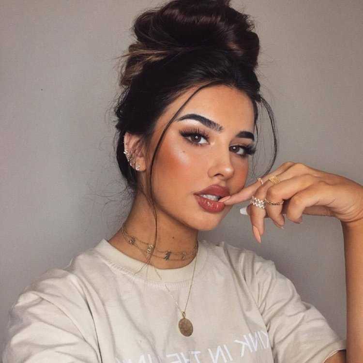 Соня Белова