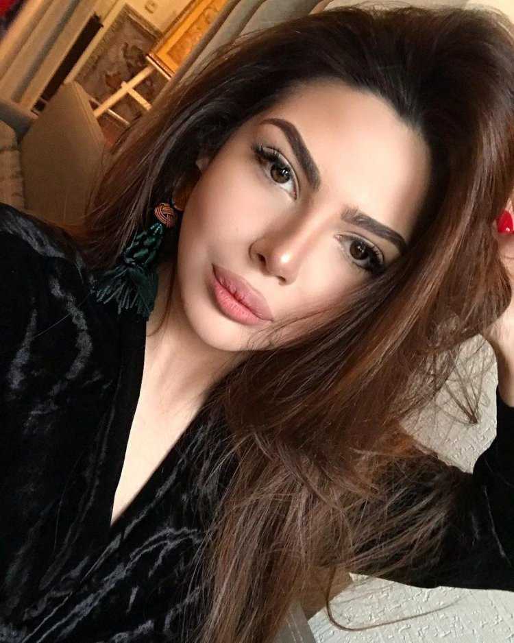 Альвина Амирян alvuwki