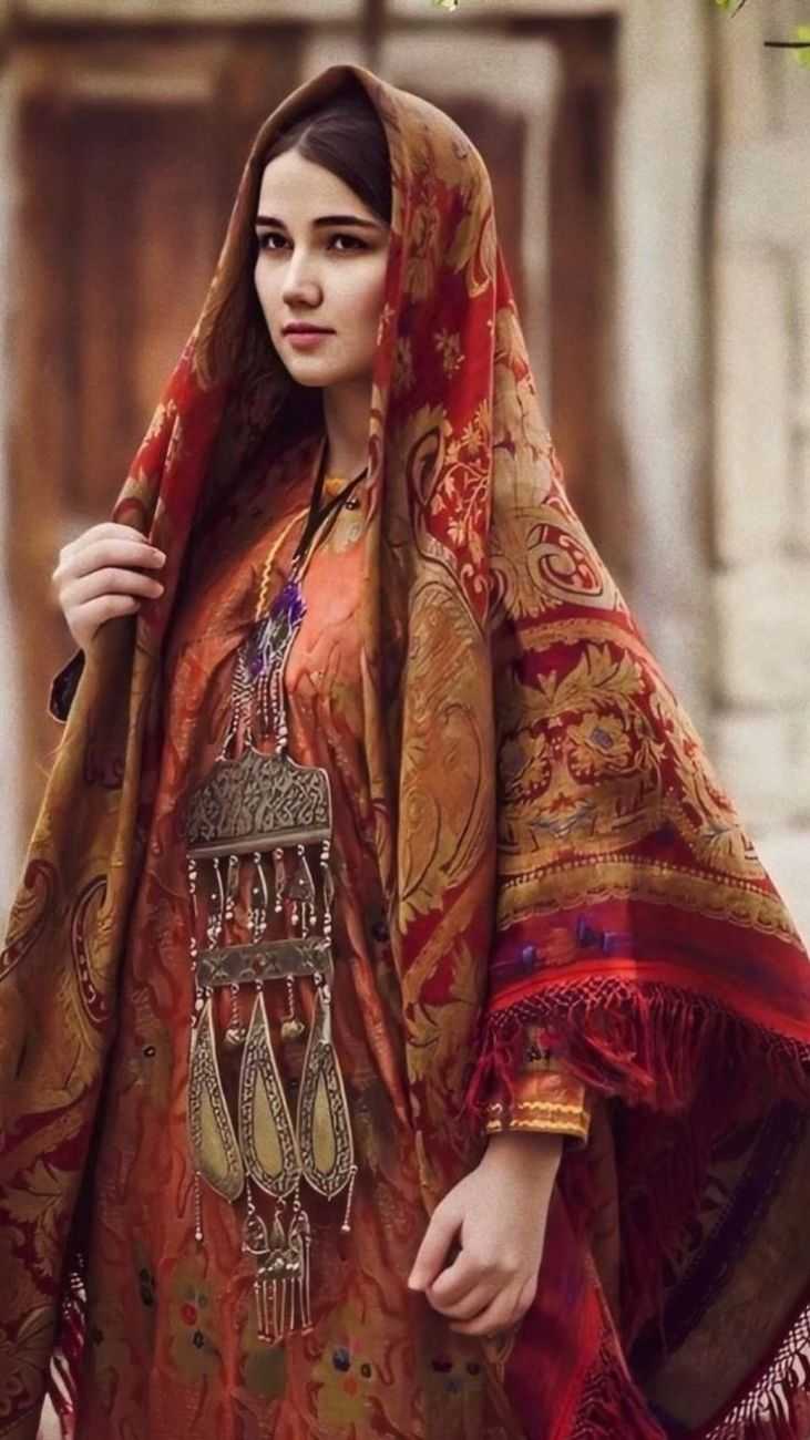 Национальное платье Дагестана аварцев