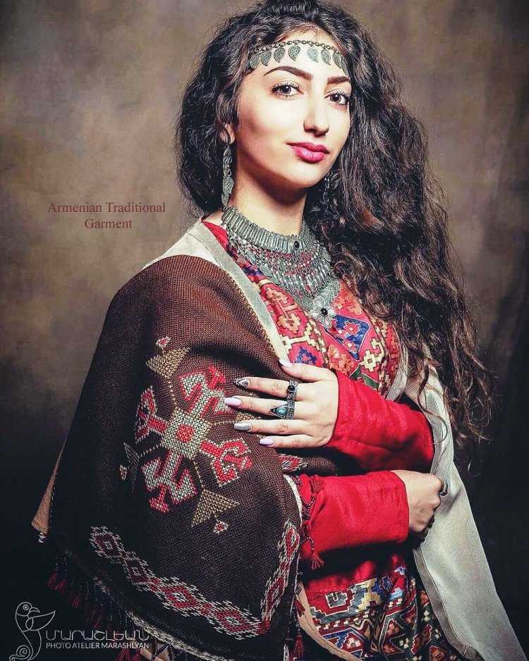 Армянская Национальная одежда Сирушо