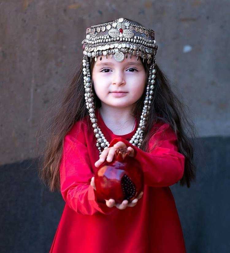 Маленькая армянка