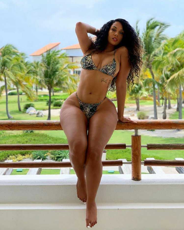 Jailyne Ojeda Ochoa в бикини