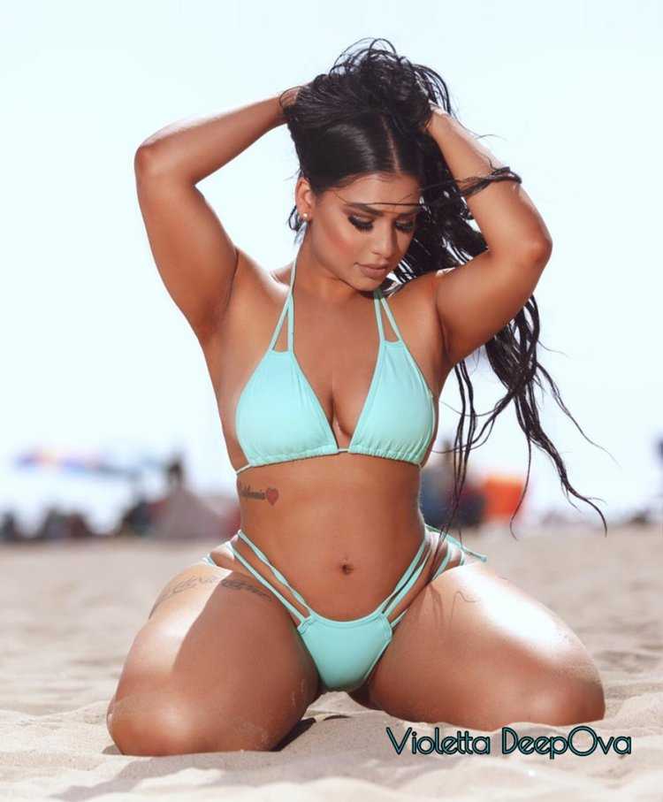 Модель Amirah Dyme