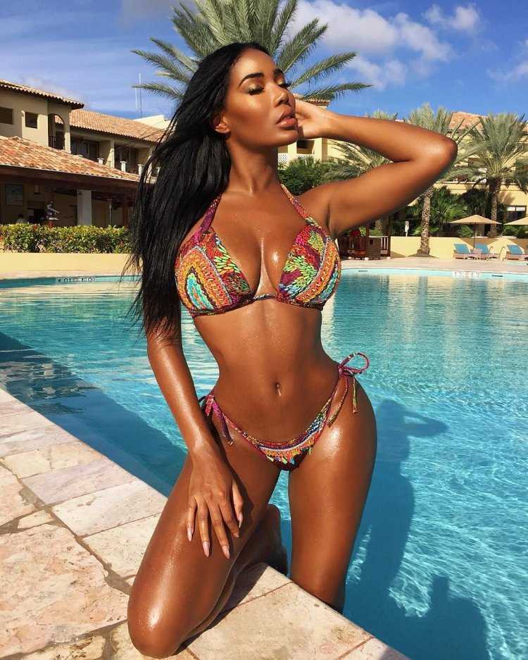 Даниэль Николь модель мулатка