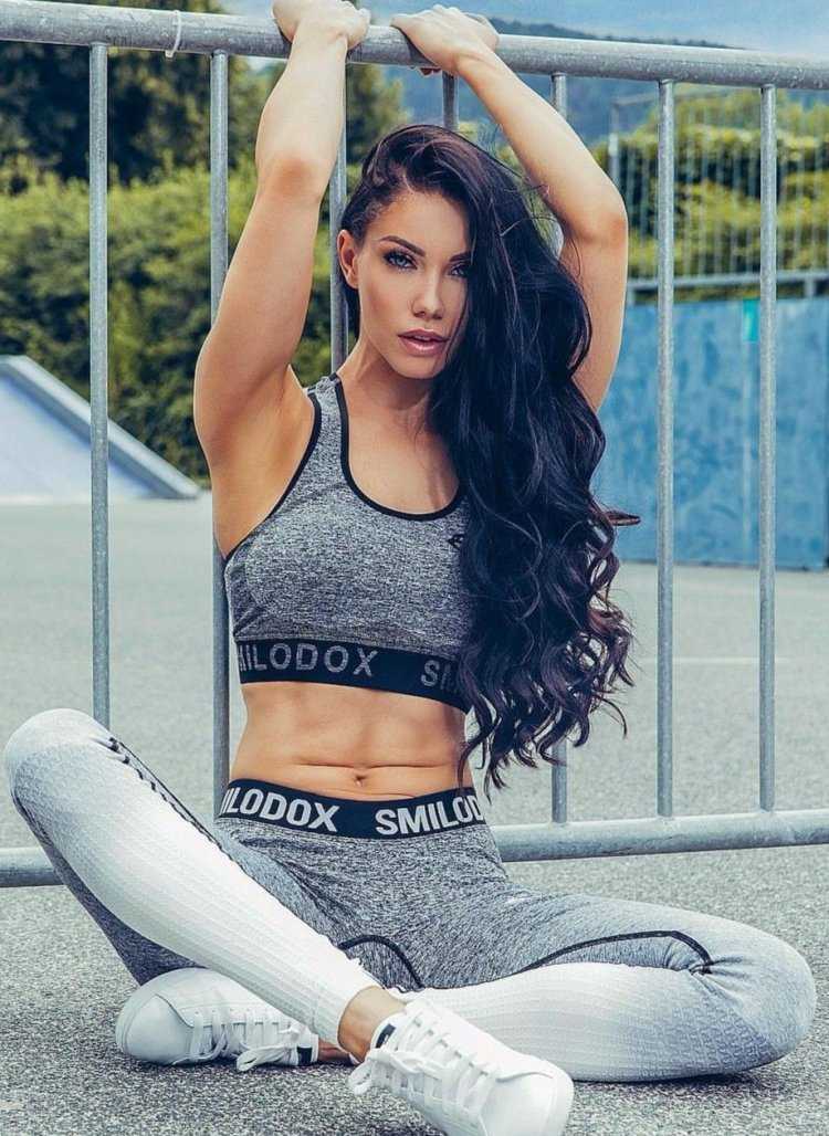 Стефани Дэвис фитнес модель