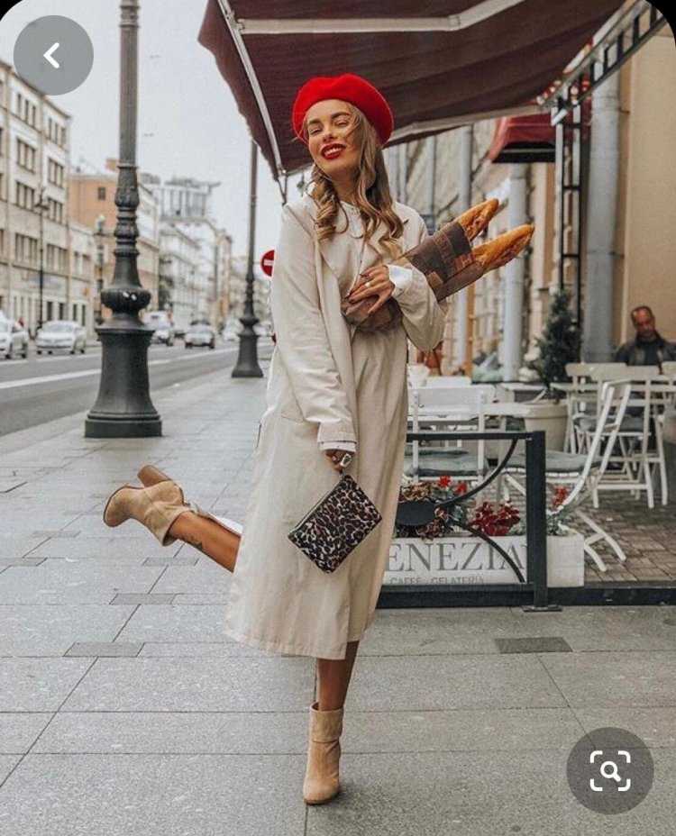 Француженка на улице42