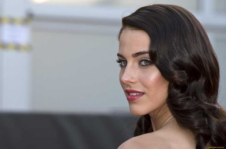 Джессика Лаундс