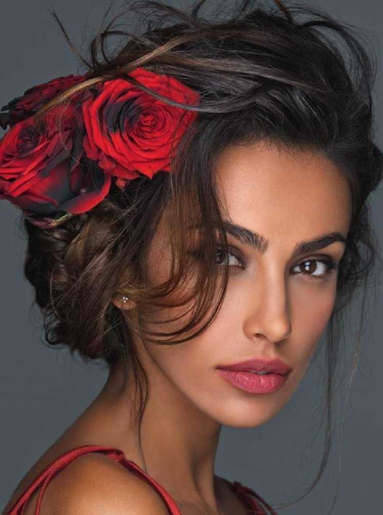 Мадалина Генеа макияж