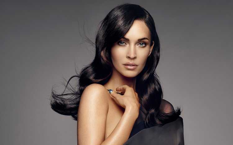 Ме́ган Дени́з Фокс