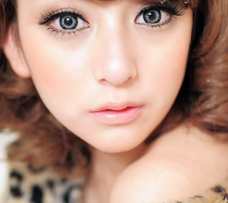 Корейский макияж глаз IU