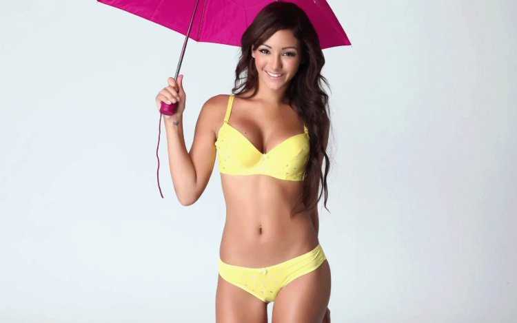 Мелани Иглесиас hot