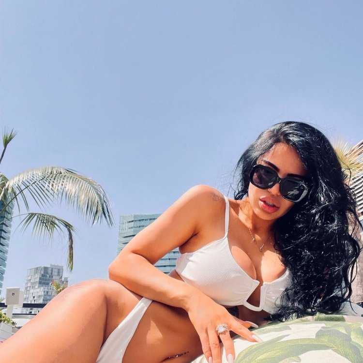 Горячая грузинка22