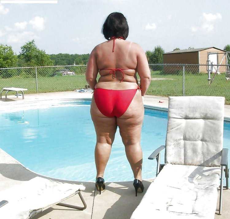 Толстые попы в леггинсах