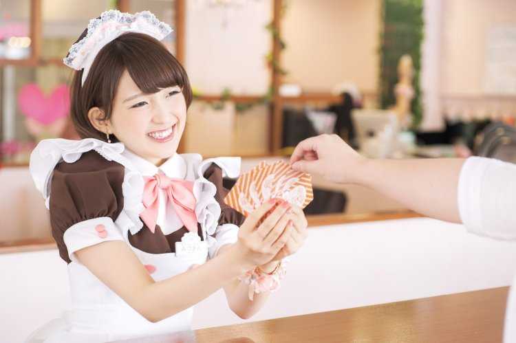 Мэйдо кафе в Японии