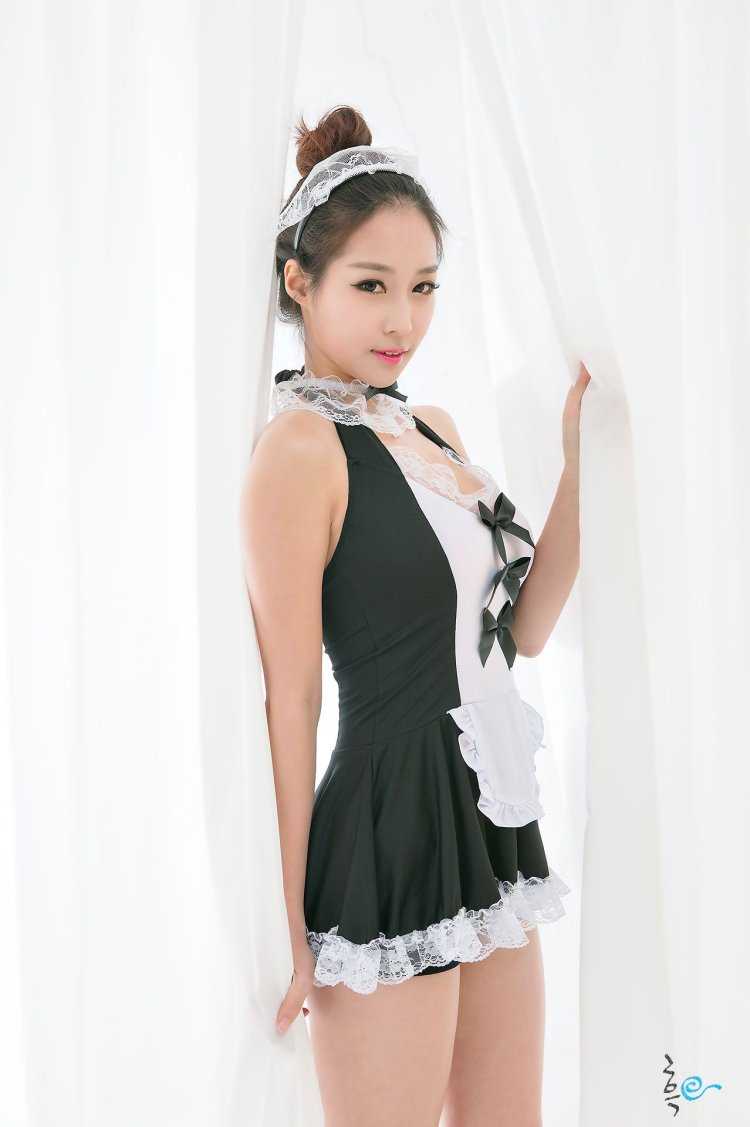 Кореянка горничная