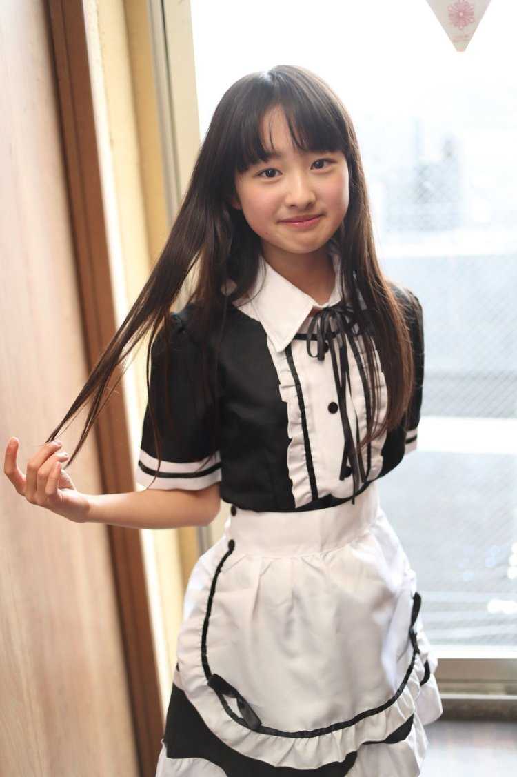 Горничная кореянка2