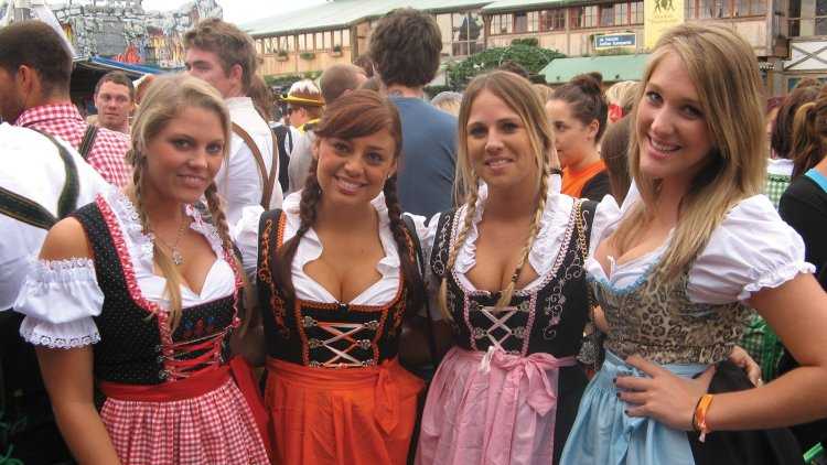 Джордан Карвер на Октоберфест