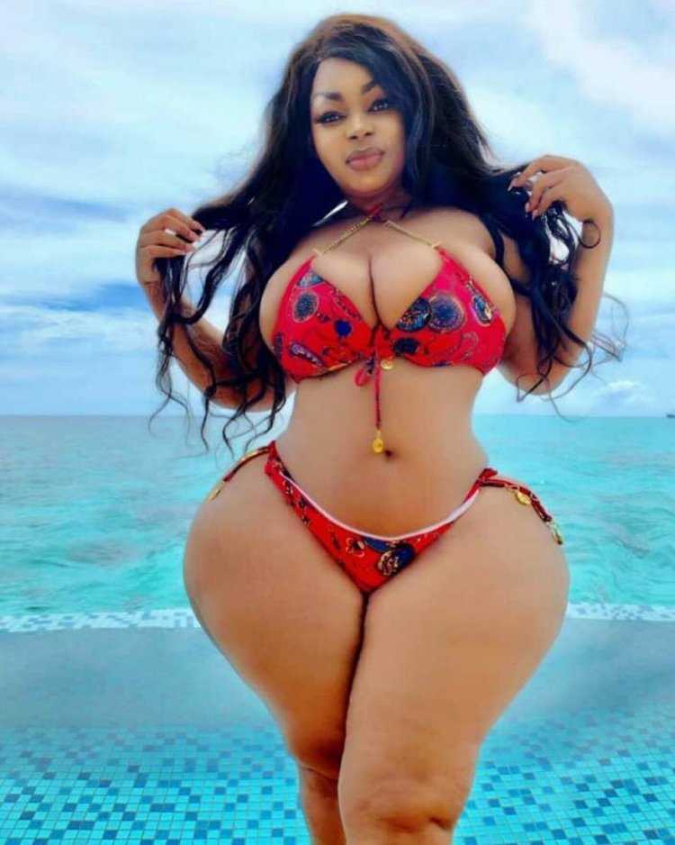 Coral Sharon бикини