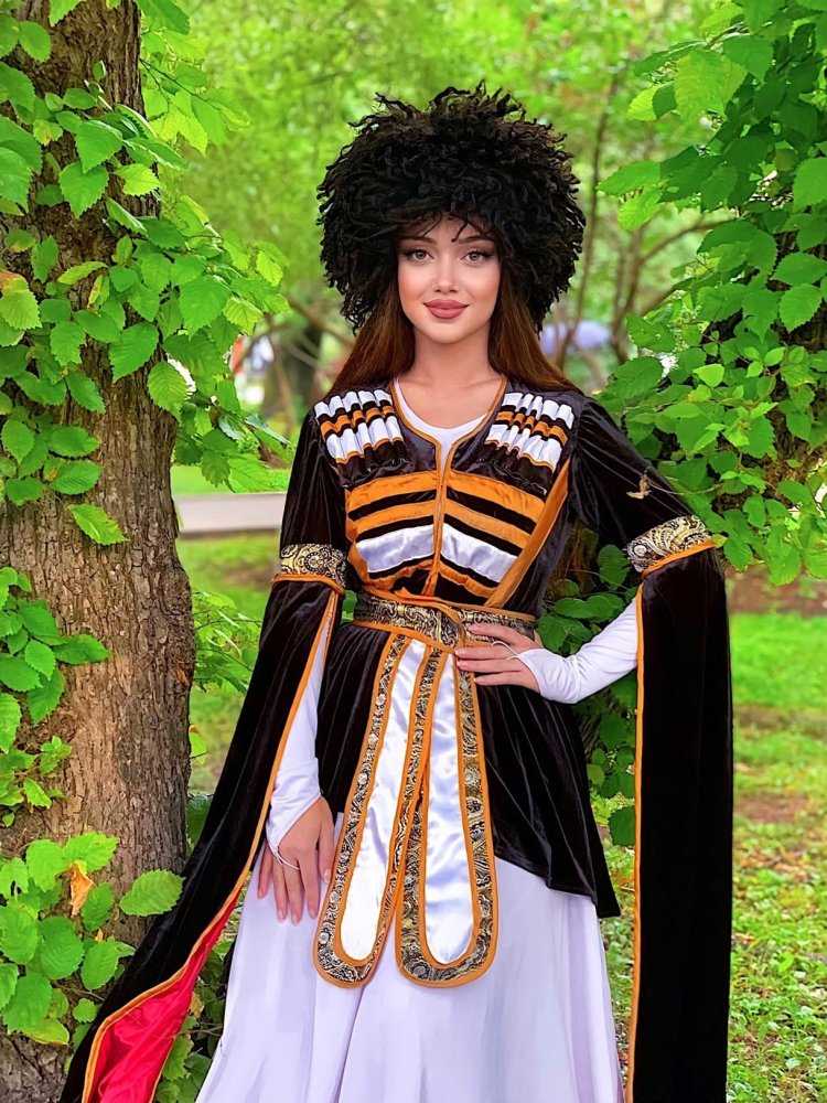 Грузинская модель Милена Росалия