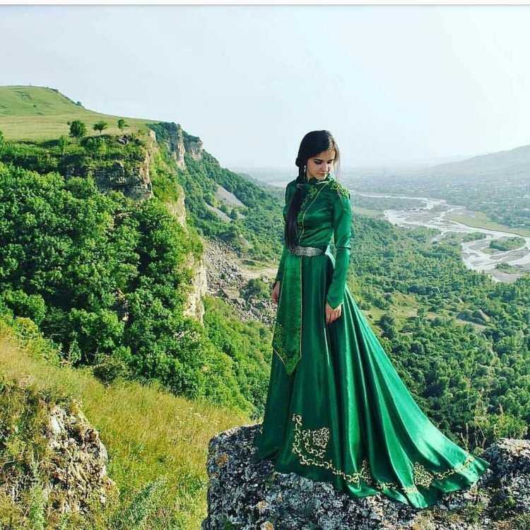 Грузинский свадебный наряд