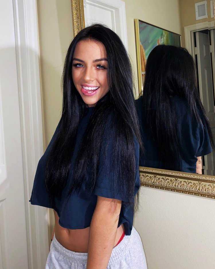 Хрупкие брюнетки21