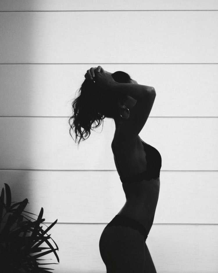 Чёрно-белая Эстетика тела