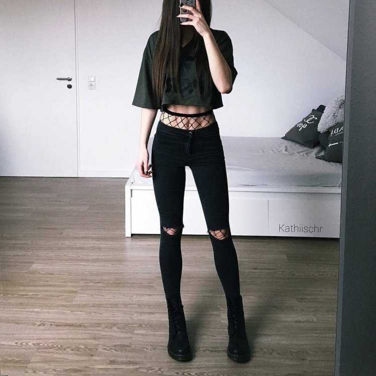 Черный топ для девушки