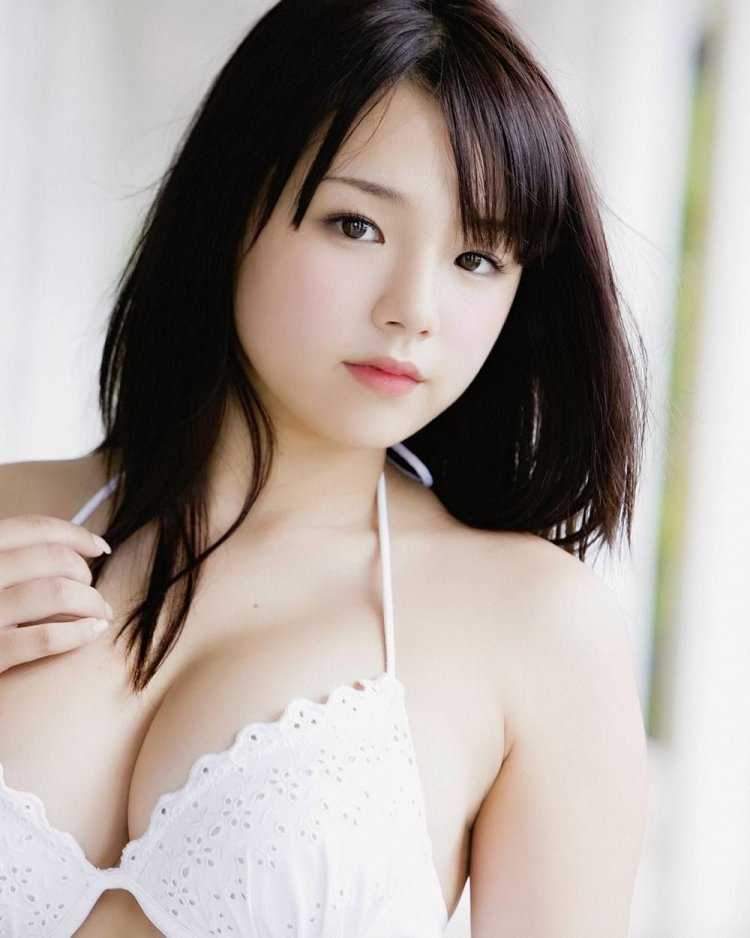 Момока Шинозаки