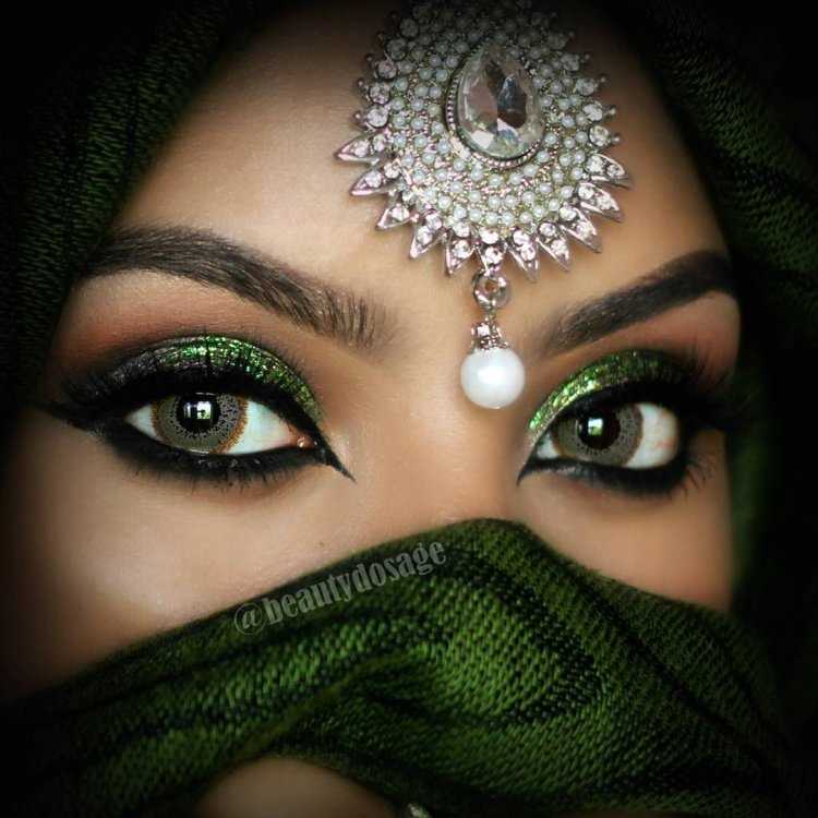 Индийское Сари зеленое