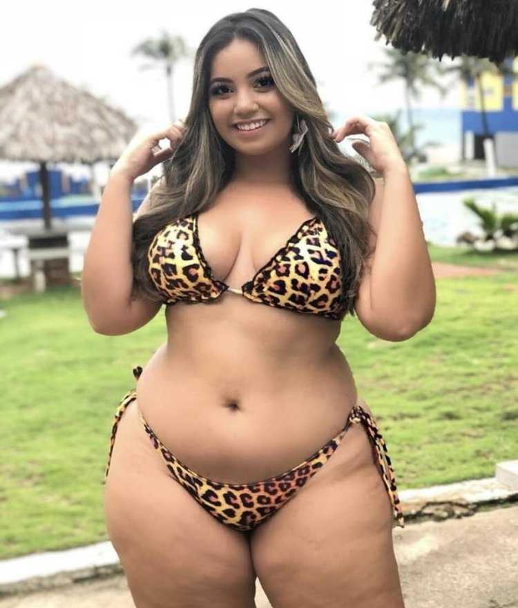 Plus-Size Диана Сирокай