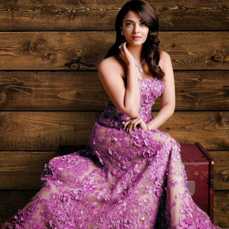 Индийские актрисы красивое платье