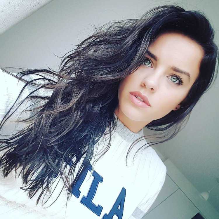 Камилла Фролова